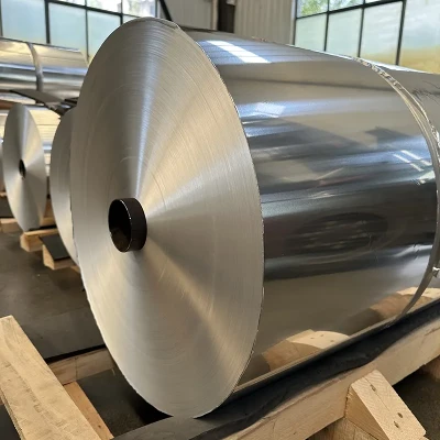 Trda aluminijasta folija